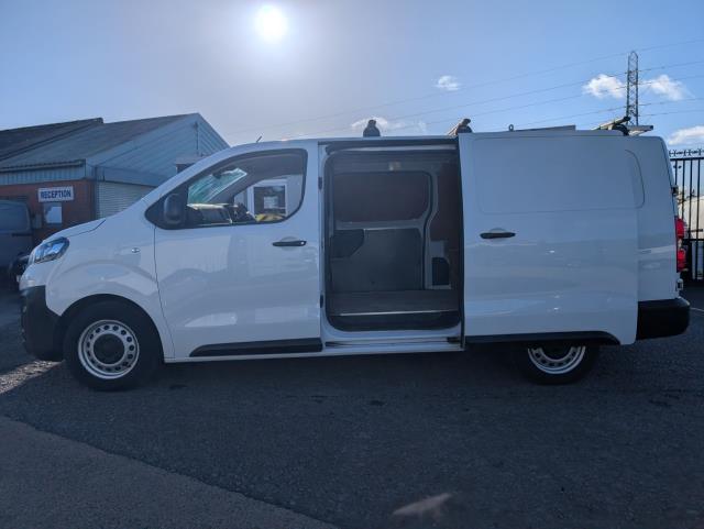 2022 Vauxhall Vivaro 2900 1.5D 100Ps Dynamic H1 Van (DY72UXN) Image 6
