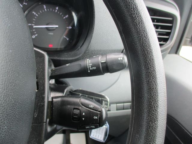 2022 Vauxhall Vivaro 2900 1.5D 100Ps Dynamic H1 Van (DY72XWO) Image 19