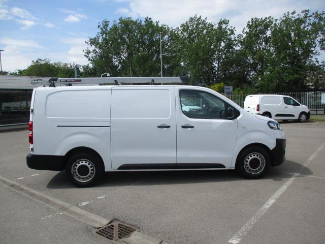2022 Vauxhall Vivaro 2900 1.5D 100Ps Dynamic H1 Van (DY72XWO) Image 3