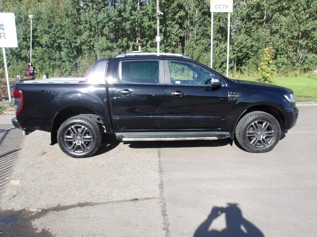 2022 Ford Ranger Pick Up Double Cab Wildtrak 2.0 Ecoblue 213 Auto**WET BELT CHANGED AT MAIN DEALER LAST YEAR** (EU22MXO) Image 9