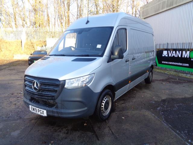 2019 Mercedes-Benz Sprinter 3.5T H1 Van L2 H1 FWD (EW19PGX) Image 8