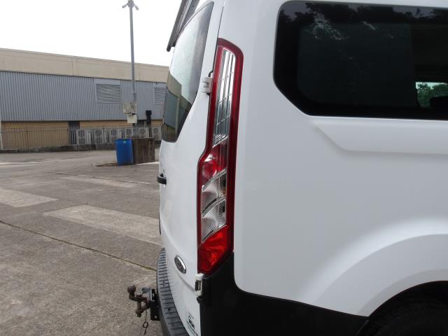 2019 Ford Transit Custom 2.0 Tdci 130Ps Low Roof Kombi Van (FB19HBK) Image 11