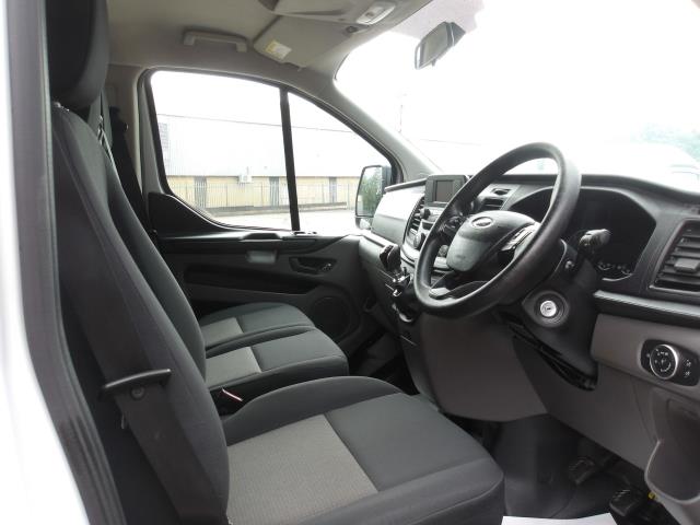 2019 Ford Transit Custom 2.0 Tdci 130Ps Low Roof Kombi Van (FB19HBK) Image 21