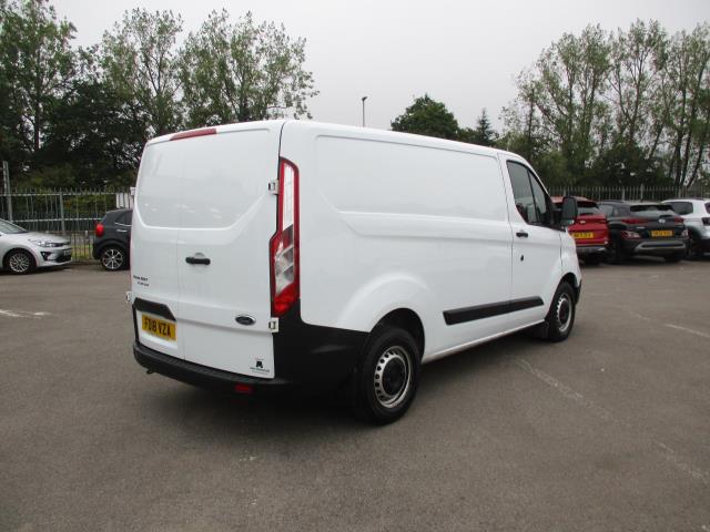 2018 Ford Transit Custom 300 L1 DIESEL FWD 2.0 TDCI 105PS LOW ROOF VAN EURO 6  (FD18VZA) Image 4