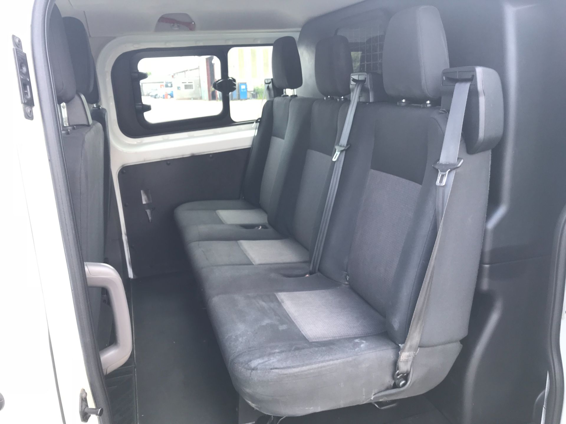 2018 Ford Transit Custom 2.0 Tdci 105Ps Low Roof D/Cab Van EURO 6 (FD18WDV) Thumbnail 22