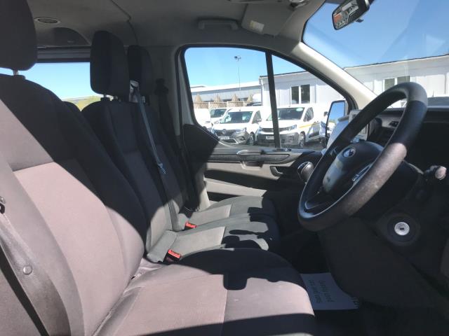 2022 Ford Transit Custom 2.0 Ecoblue 130Ps Low Roof Kombi Leader Van (FD22VSA) Image 16