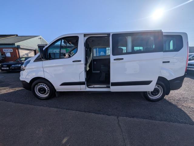 2022 Ford Transit Custom 2.0 Ecoblue 130Ps Low Roof Kombi Leader Van (FD22VSF) Image 6