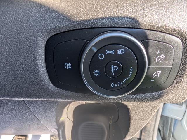 2022 Ford Transit Custom 2.0 Ecoblue 130Ps Low Roof Kombi Leader Van (FD22VSF) Image 20