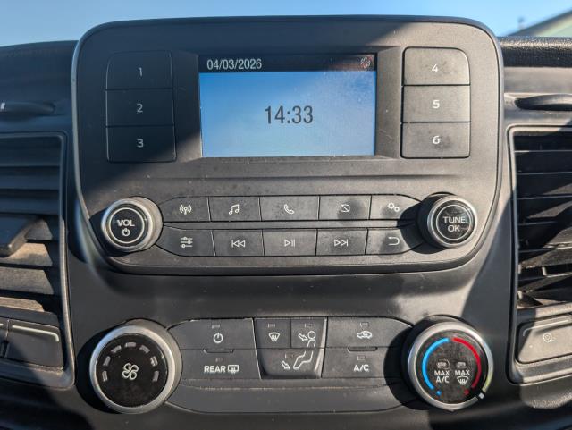 2022 Ford Transit Custom 2.0 Ecoblue 130Ps Low Roof Kombi Leader Van (FD22VSF) Image 24