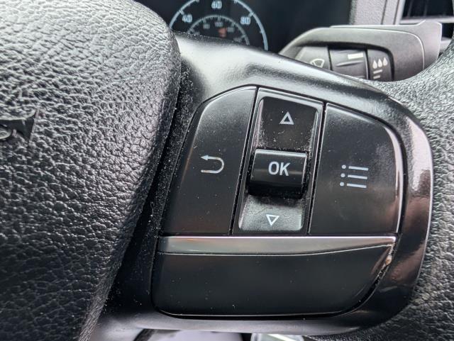 2022 Ford Transit Custom 2.0 Ecoblue 130Ps Low Roof Kombi Leader Van (FD22VSO) Image 22