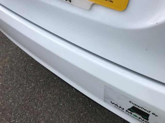2016 Ford Fiesta 1.5 Tdci Van  (FD66LPZ) Image 11