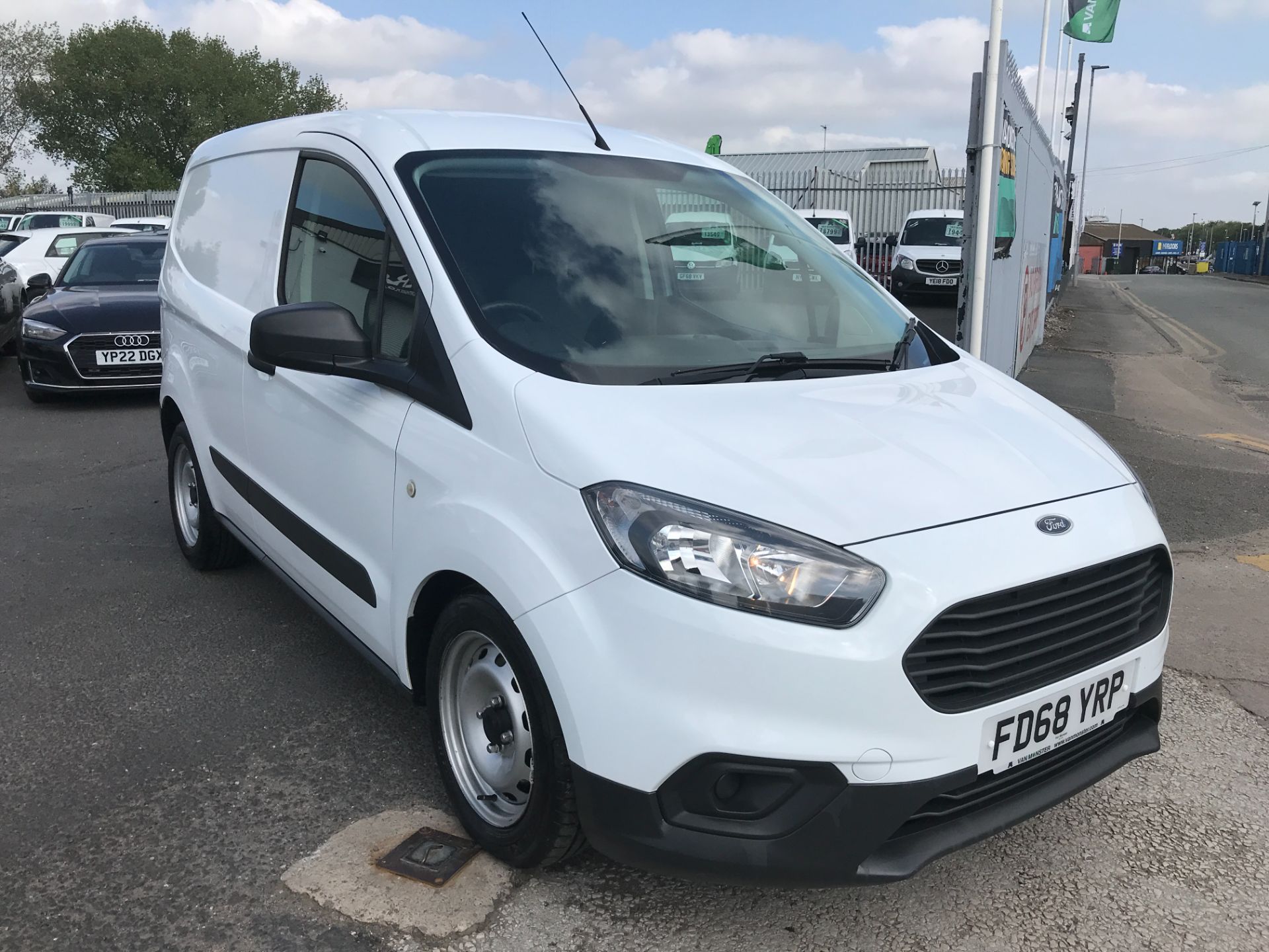 2019 Ford Transit Courier 1.5TDCI 75PS EURO 6 (FD68YRP) Image 1