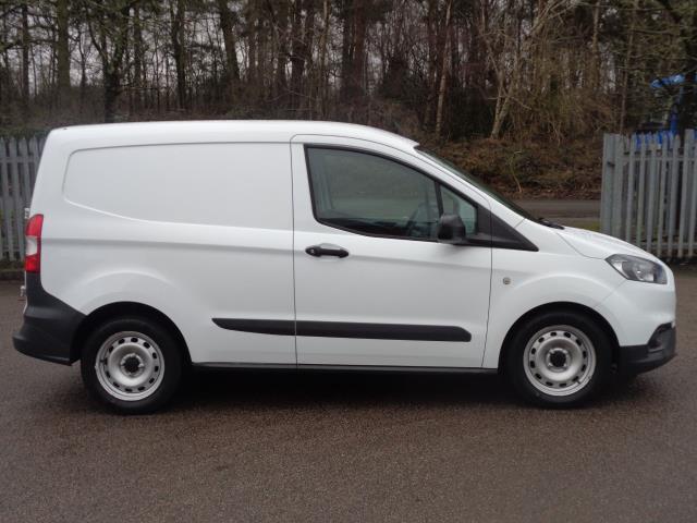 2019 Ford Transit Courier 1.5 TDCi 6 SPEED EURO 6 (FD68YUF) Image 9