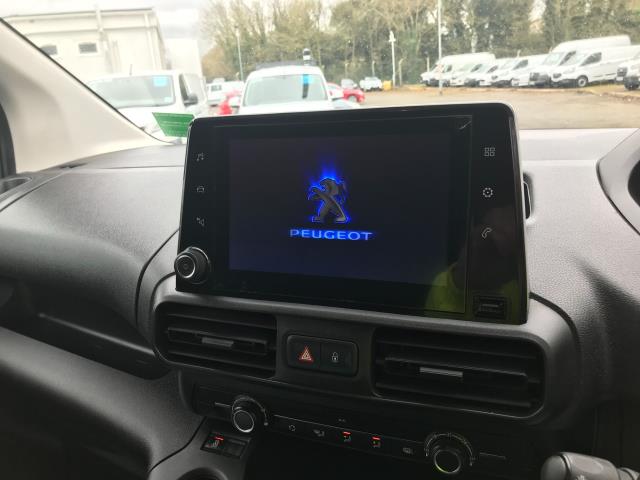 2019 Peugeot Partner 1000 1.6 BLUE HDI 100 PROFESSIONAL VAN EURO 6 (FE19AHF) Image 17