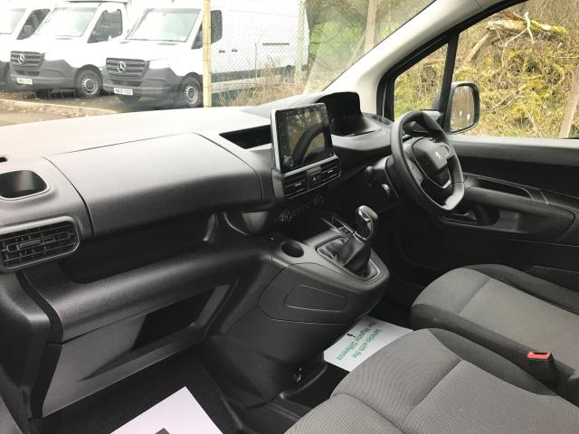2019 Peugeot Partner 1000 1.6 BLUE HDI 100 PROFESSIONAL VAN EURO 6 (FE19AHF) Image 13