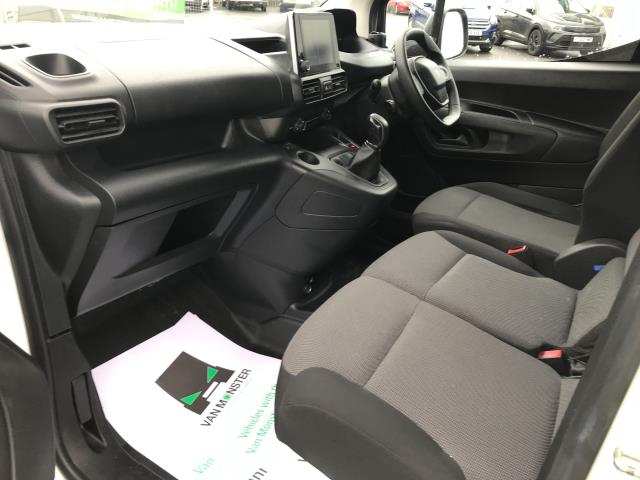 2019 Peugeot Partner 1000 1.6BLUE HDI 100PS PROFESSIONAL EURO 6 (FE19AHY) Image 16