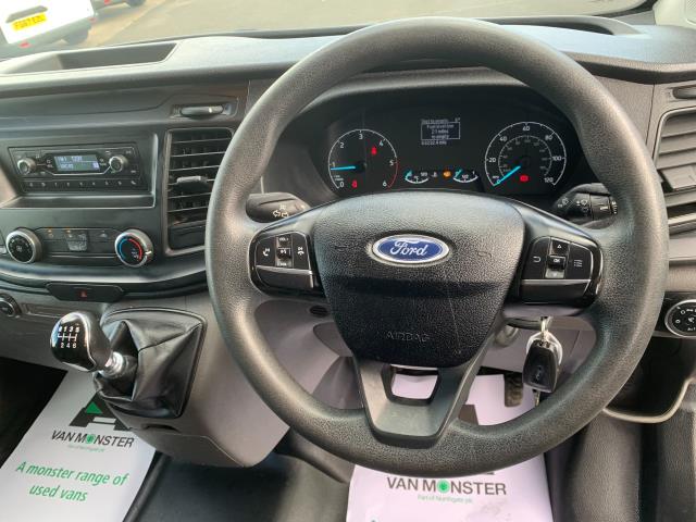 2018 Ford Transit Custom 300 L1 DIESEL FWD 2.0 TDCI 105PS LOW ROOF VAN EURO 6 (FE68ZYC) Image 17