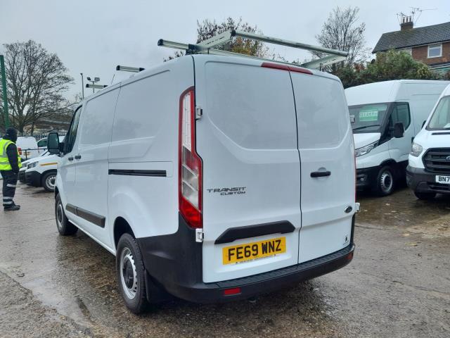 2019 Ford Transit Custom 300 L1 2.0TDCI ECOBLUE 105PS LOW ROOF LEADER EURO 6 (FE69WNZ) Image 10