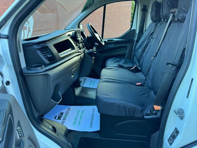 2019 Ford Transit Custom 2.0 Ecoblue 105Ps Low Roof Leader Van (FE69WRZ) Image 32