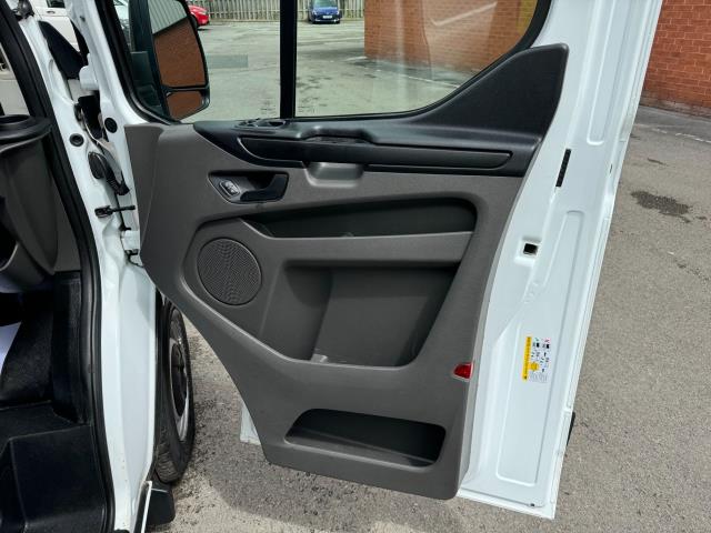 2019 Ford Transit Custom 2.0 Ecoblue 105Ps Low Roof Leader Van (FE69WTP) Image 18