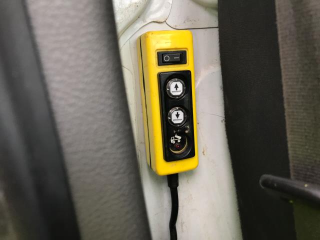 2021 Ford Transit T350 SINGLE CAB TIPPER 130PS EURO 6 (FE71UPL) Image 28