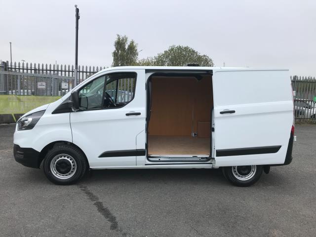 2021 Ford Transit Custom 300 L1 2.0TDCI ECOBLUE 105PS LOW ROOF LEADER EURO 6 (FE71YWR) Image 10