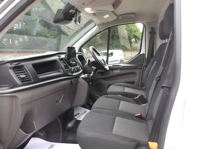 2022 Ford Transit Custom 2.0 Ecoblue 130Ps Low Roof Leader Van (FE71ZDD) Image 19