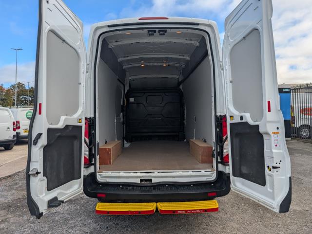 2022 Ford Transit 2.0 Ecoblue 130Ps H3 Leader Van (FE71ZFG) Image 10