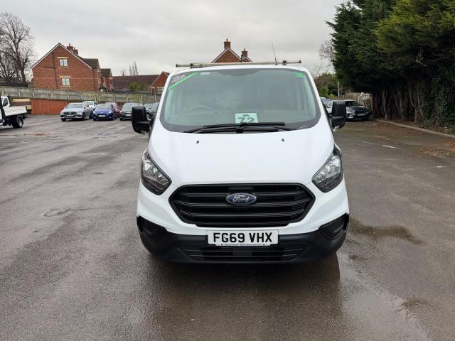 2019 Ford Transit Custom L1 2.0 Ecoblue 105Ps Low Roof Leader Van (FG69VHX) Image 3