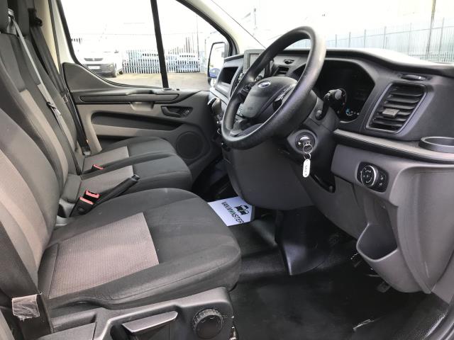 2019 Ford Transit Custom 300 L1 2.0TDCI ECOBLUE 105PS LOW ROOF LEADER EURO 6 (FG69ZXD) Image 19