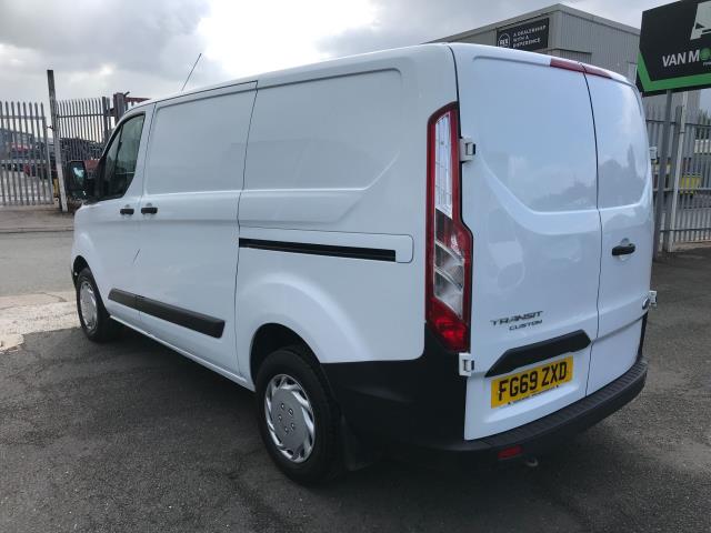 2019 Ford Transit Custom 300 L1 2.0TDCI ECOBLUE 105PS LOW ROOF LEADER EURO 6 (FG69ZXD) Image 5