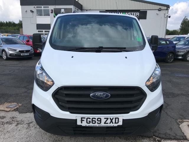 2019 Ford Transit Custom 300 L1 2.0TDCI ECOBLUE 105PS LOW ROOF LEADER EURO 6 (FG69ZXD) Image 22