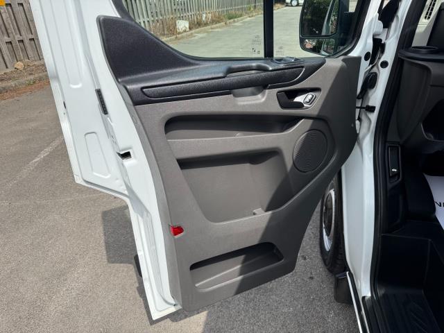 2021 Ford Transit Custom 2.0 Ecoblue 105Ps Low Roof Leader Van (FG71CYP) Image 41