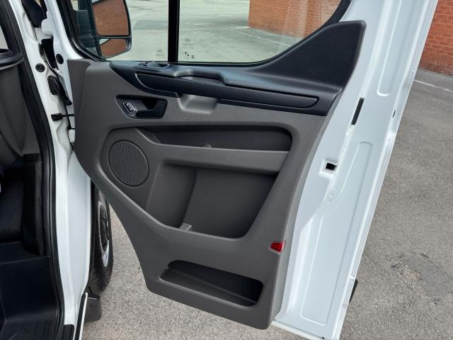 2021 Ford Transit Custom 2.0 Ecoblue 105Ps Low Roof Leader Van (FG71CYP) Image 18