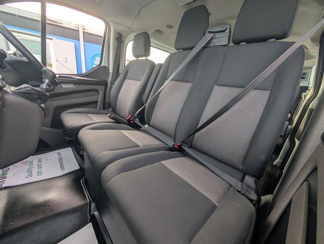 2022 Ford Transit Custom 2.0 Ecoblue 130Ps Low Roof Kombi Leader Van L2 *9seater* (FG72CGV) Image 18