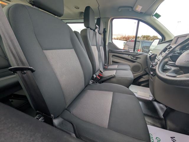 2022 Ford Transit Custom 2.0 Ecoblue 130Ps Low Roof Kombi Leader Van L2 *9seater* (FG72CGV) Image 17