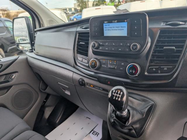 2022 Ford Transit Custom 2.0 Ecoblue 130Ps Low Roof Kombi Leader Van L2 *9seater* (FG72CGV) Image 27