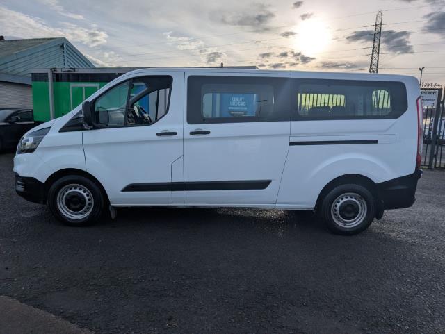 2022 Ford Transit Custom 2.0 Ecoblue 130Ps Low Roof Kombi Leader Van L2 *9seater* (FG72CGV) Image 5