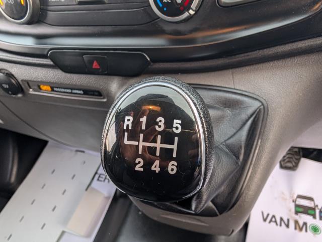 2022 Ford Transit Custom 2.0 Ecoblue 130Ps Low Roof Kombi Leader Van L2 *9seater* (FG72CGV) Image 26