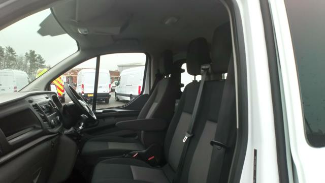 2019 Ford Transit Custom 2.0 Tdci 105Ps Low Roof D/Cab Van (FH19SZK) Image 14