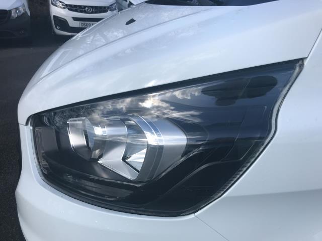 2022 Ford Transit Custom 2.0 Ecoblue 130Ps Low Roof Kombi Leader Van (FH22HKZ) Image 14