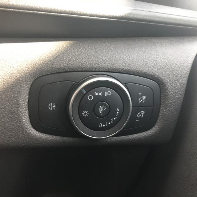 2022 Ford Transit Custom 2.0 Ecoblue 130Ps Low Roof Kombi Leader Van (FH22HKZ) Image 33