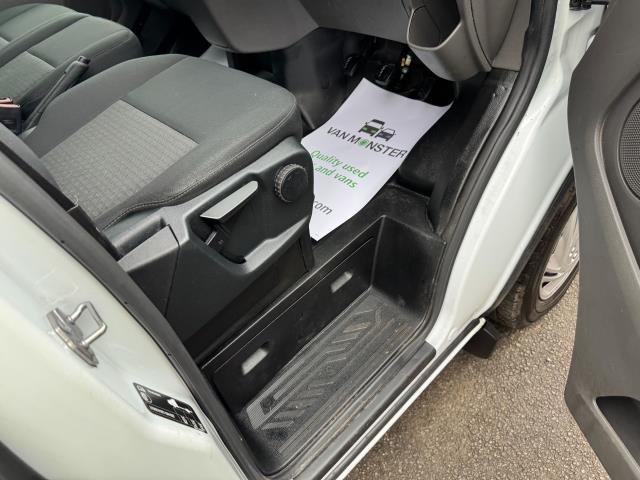 2022 Ford Transit Custom L2 2.0 Ecoblue 130Ps Low Roof Trend Van (FH22JXC) Image 17