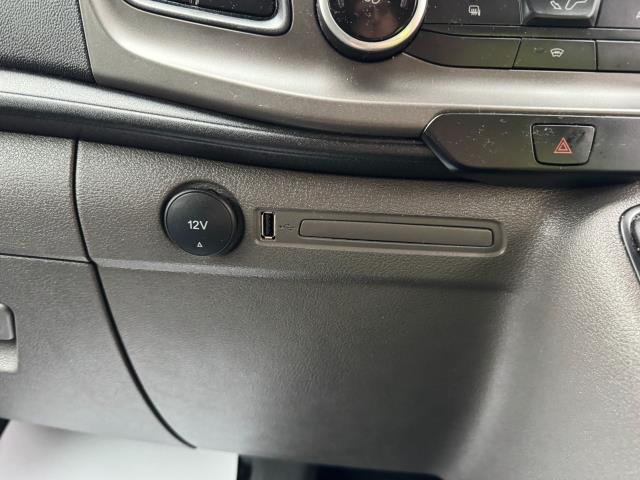 2022 Ford Transit Custom L2 2.0 Ecoblue 130Ps Low Roof Trend Van (FH22JXC) Image 33