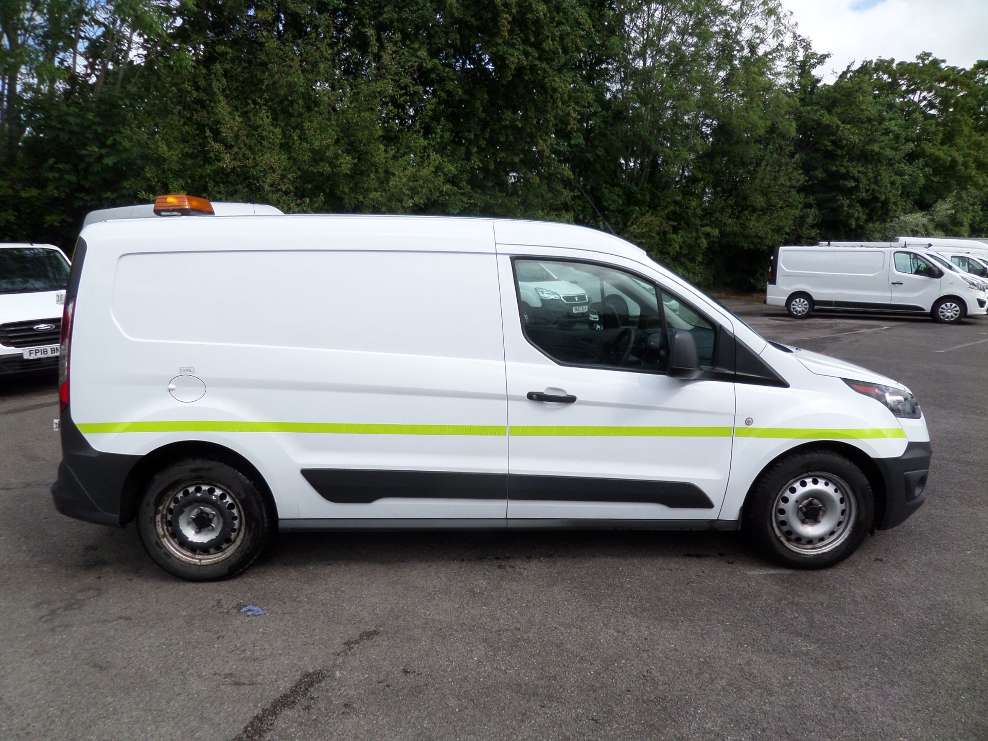 2018 Ford Transit Connect 1.5 Tdci 100Ps L2 Van Euro 6 - ( 74 MPH Limited) (FH67KHD) Image 2