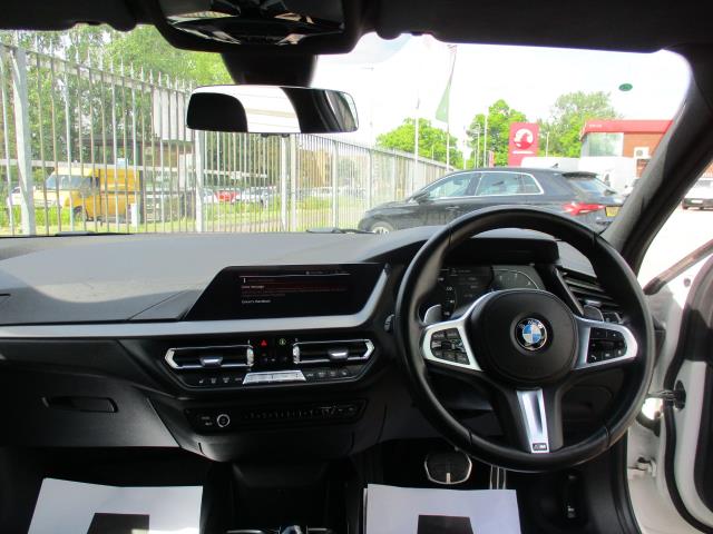 2020 BMW 1 Series 120D Xdrive M Sport 5Dr Step Auto (FJ70TXE) Image 10