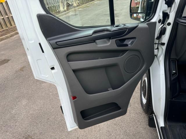2019 Ford Transit Custom 2.0 Tdci 130Ps Low Roof Van (FL19JMX) Image 33