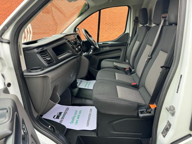 2019 Ford Transit Custom 2.0 Tdci 130Ps Low Roof Van (FL19JMX) Image 30