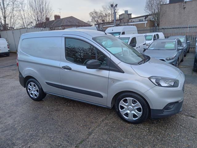 2019 Ford Transit Courier 1.5 Tdci Trend Van [6 Speed] (FL19JVE) Image 7