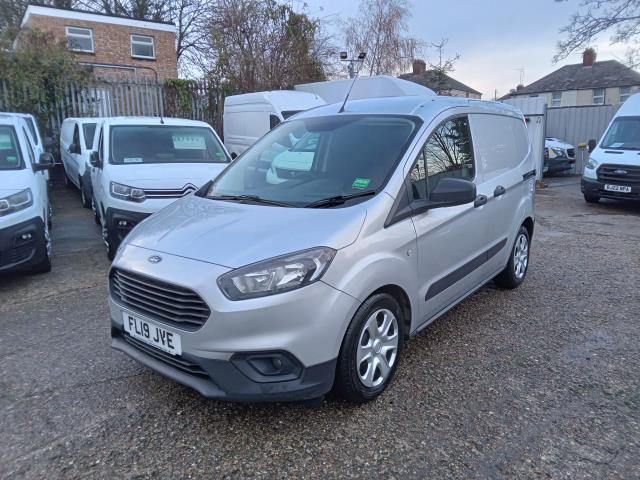 2019 Ford Transit Courier 1.5 Tdci Trend Van [6 Speed] (FL19JVE) Image 4
